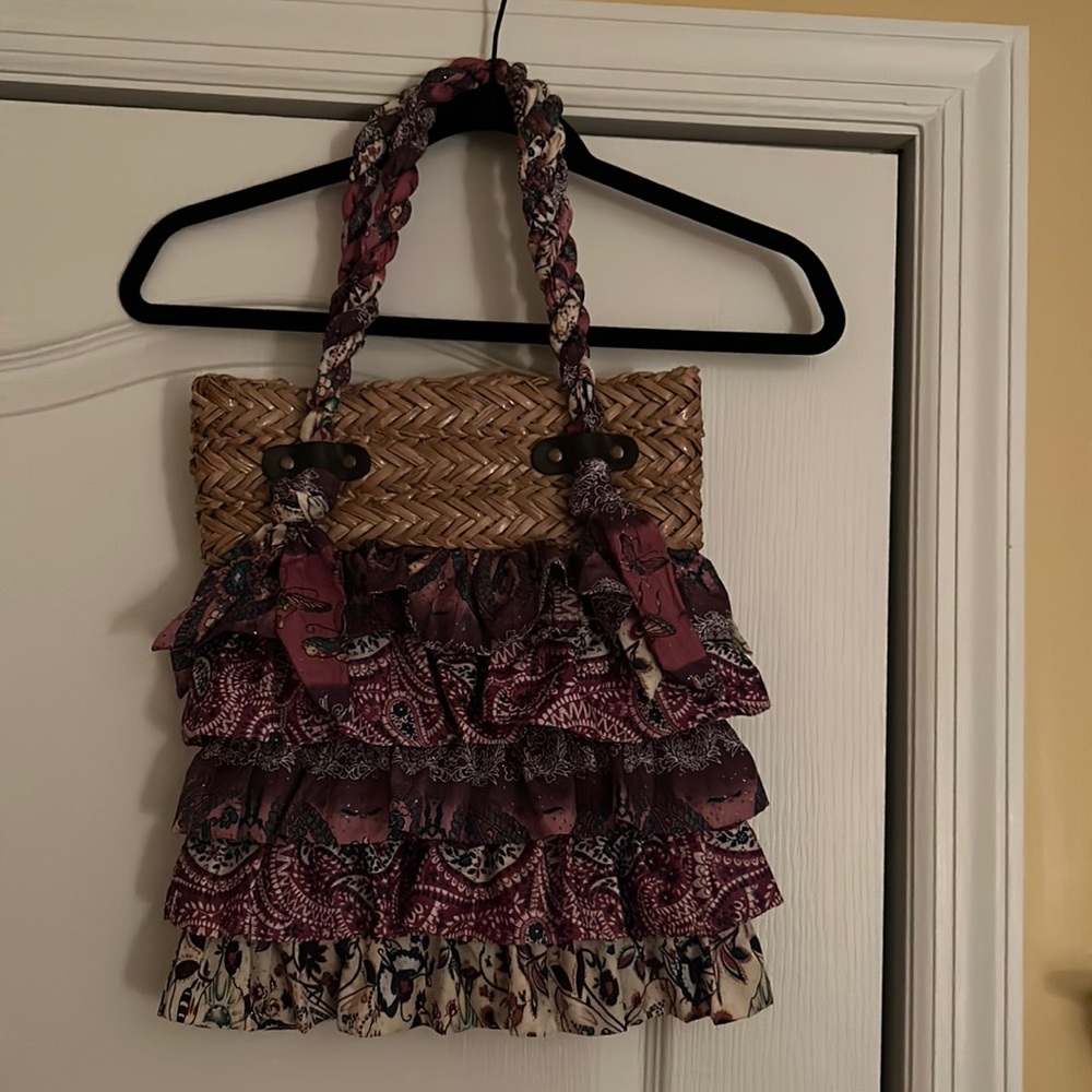 Straw and fabric ruffled handbag